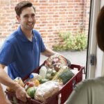 Trabajo de Comprador de comestibles y conductor de reparto |